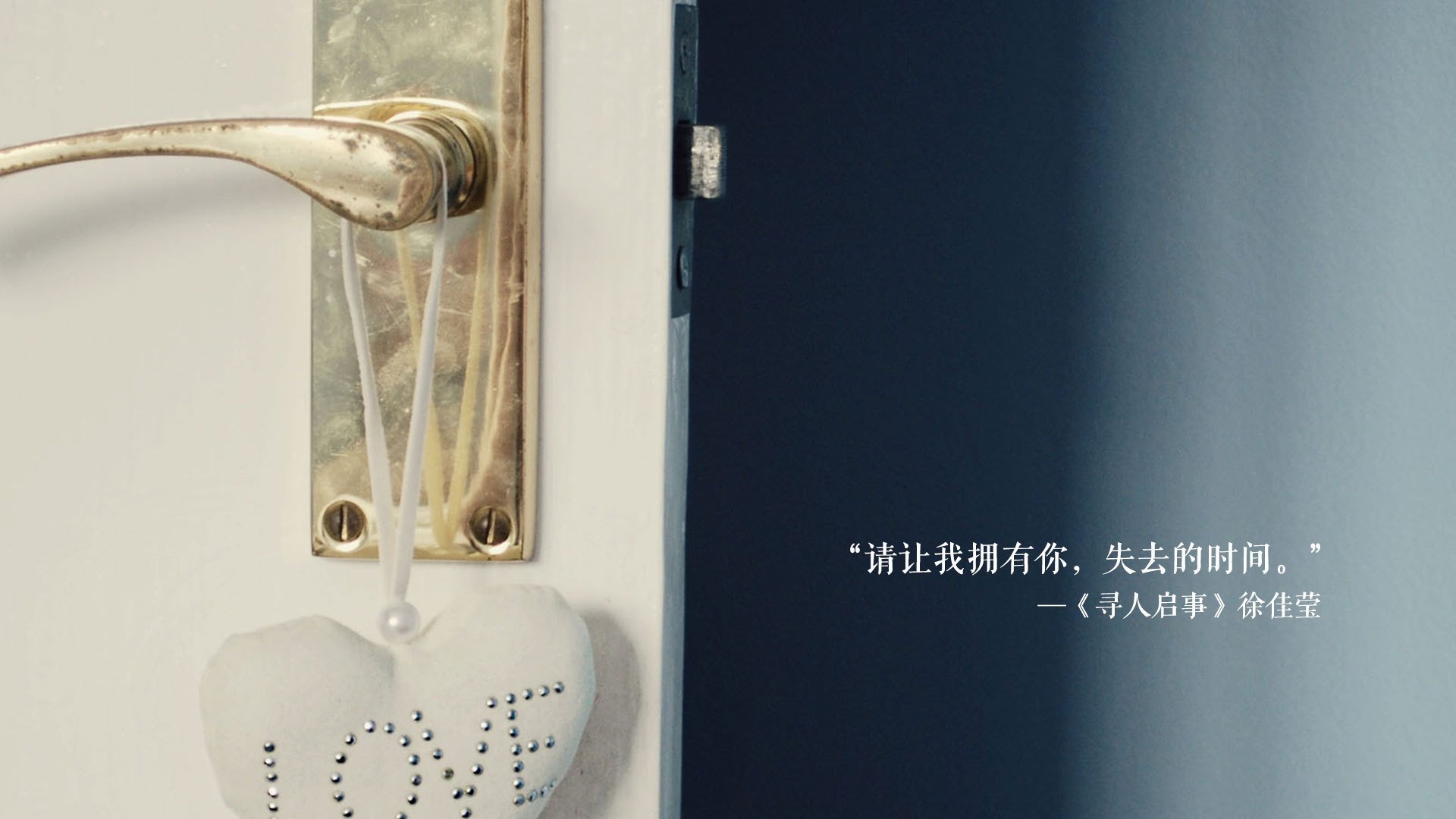 梅西建功领衔！巴萨主场横扫对手，取得胜利，巴萨官方致敬梅西