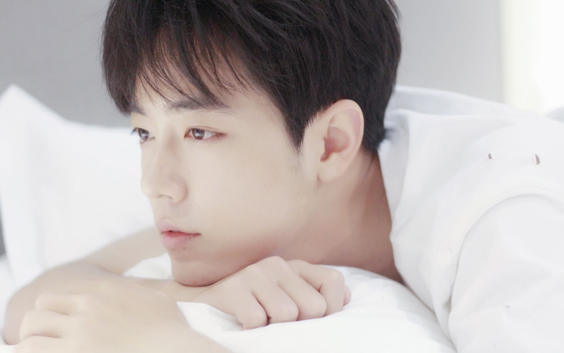 沙尔克主教练承担责任，不惧困境，沙尔克球队怎么样