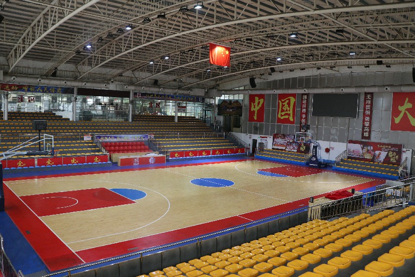 包含开云体育：篮球主题公园开放，打造城市新地标的词条